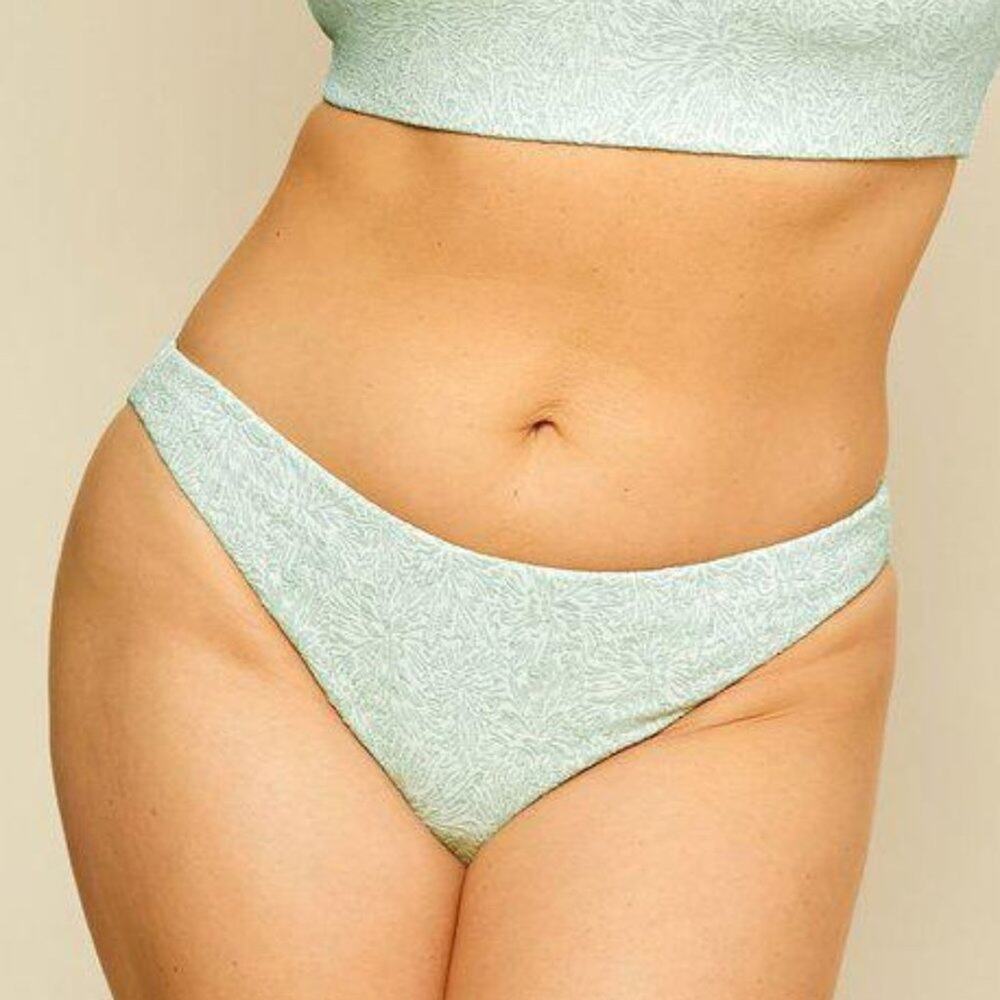 Andie Cheeky Floral Bottom in Sea Green